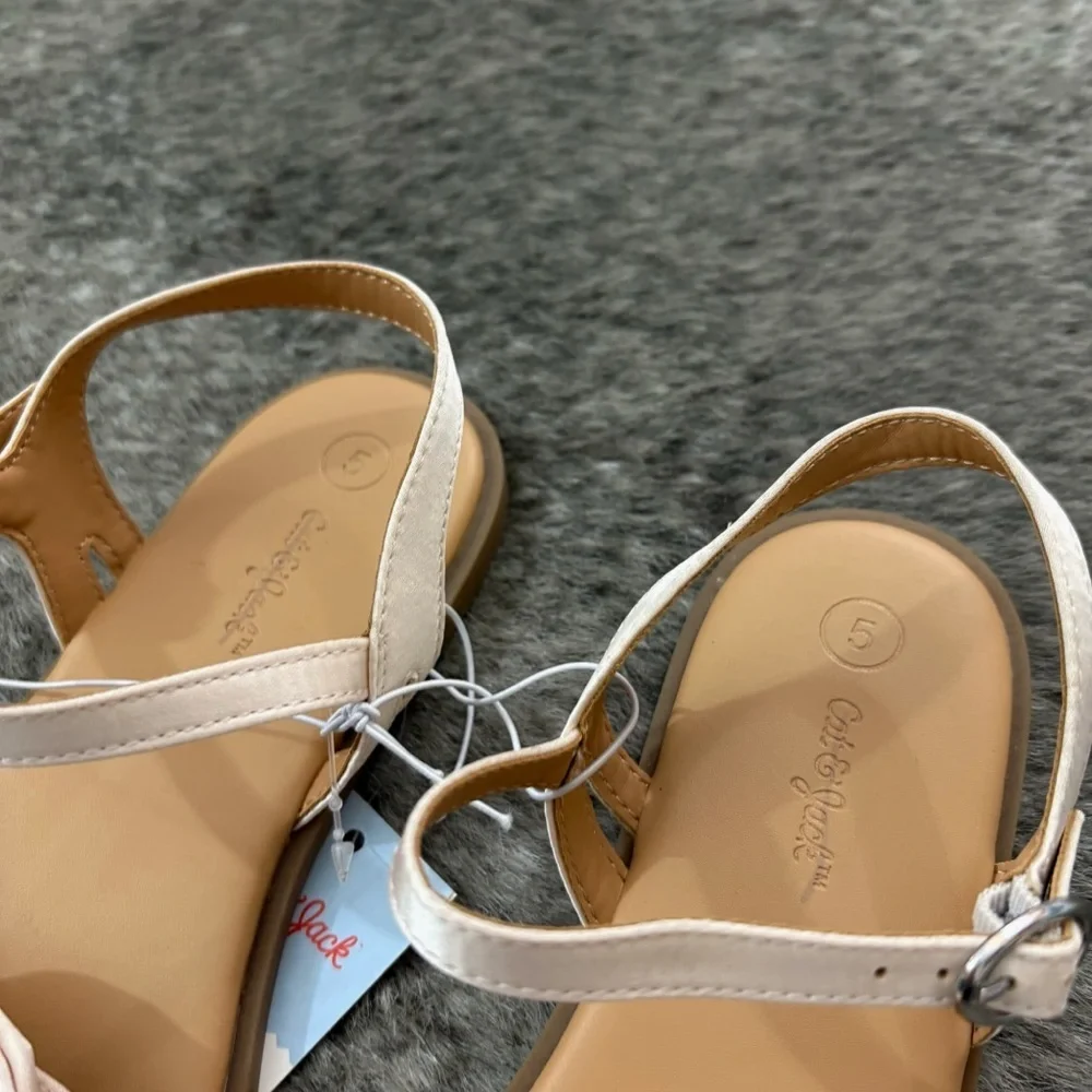 NWT Cat & Jack Rosette Sandals - Picture 5 of 10